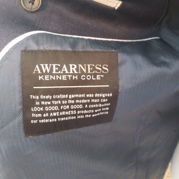 Kenneth Cole blazer! 😎 - Picture 5 of 9